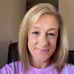 Meet your Posher, Tammy lee